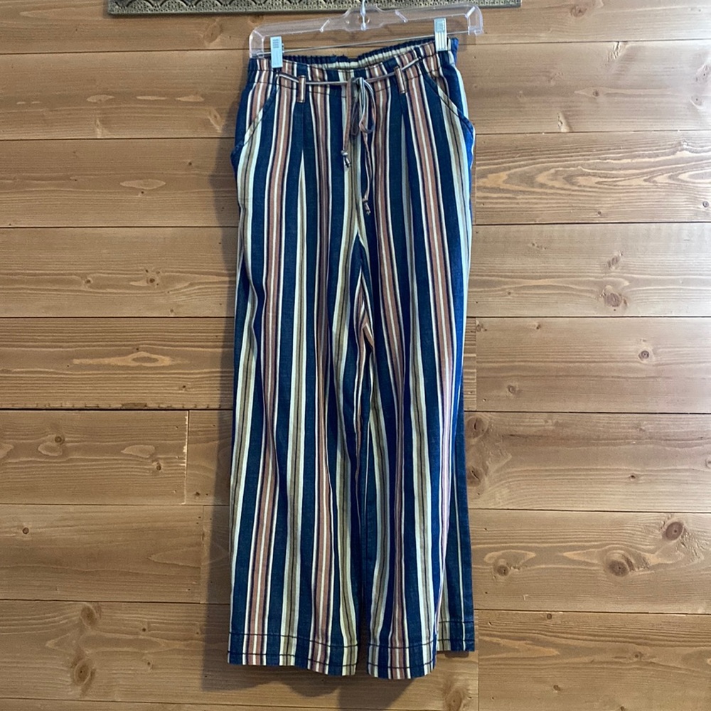 American Eagle beach pants